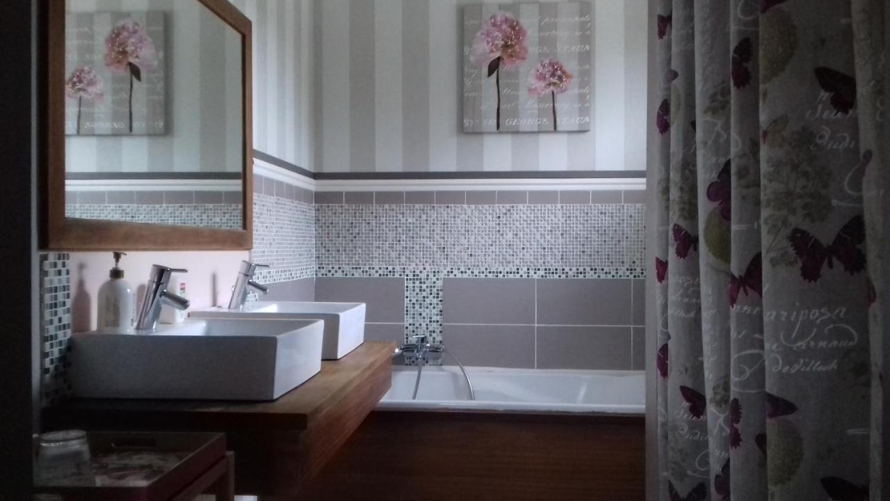 Chambre Dans Maison Privee Awoingt Exteriör bild