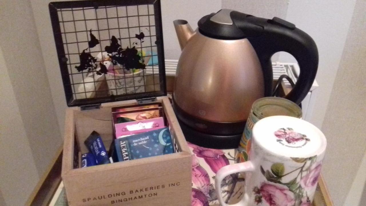 Chambre Dans Maison Privee Awoingt Exteriör bild